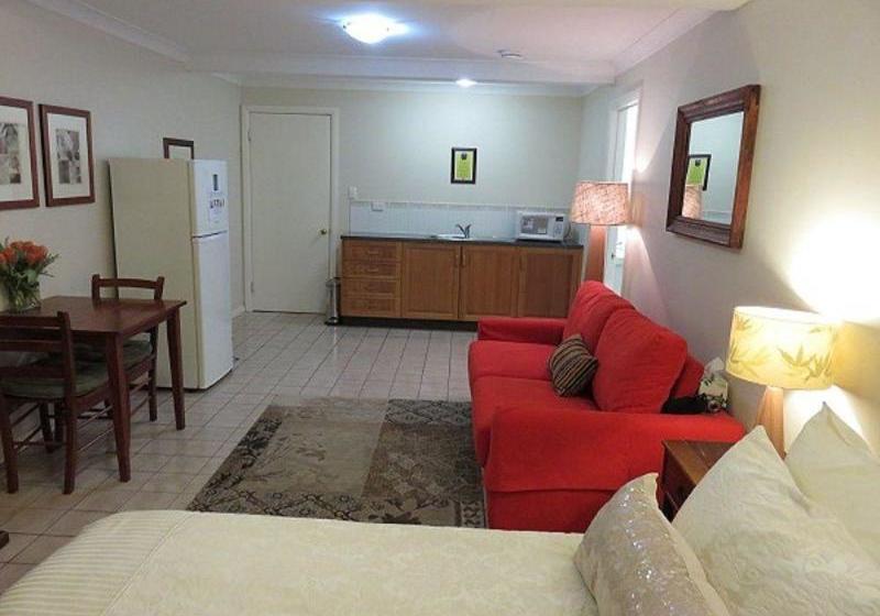 Отель Lillydale Farm Homestay