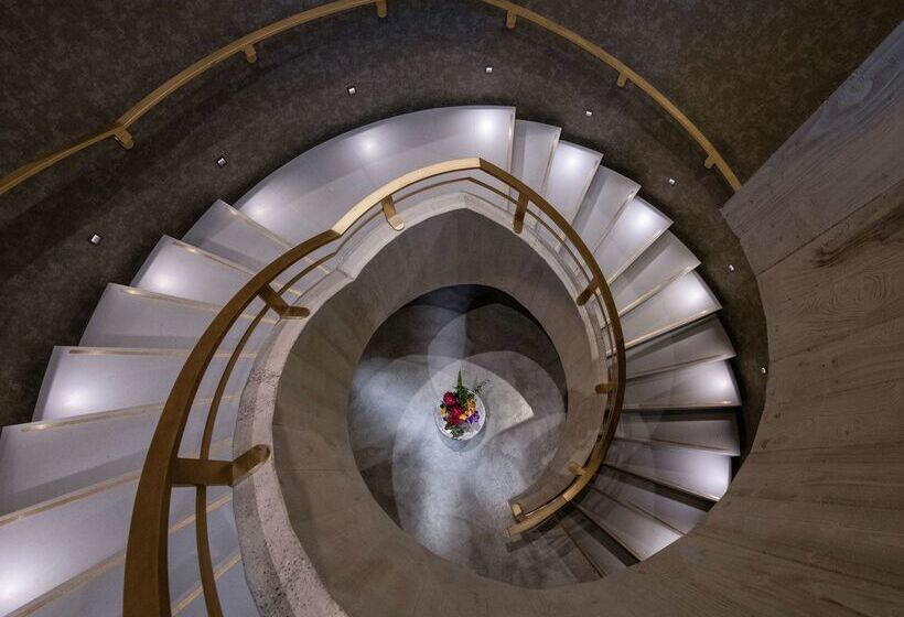 בית מלון כפרי Lincoln Plaza London, Curio Collection By Hilton