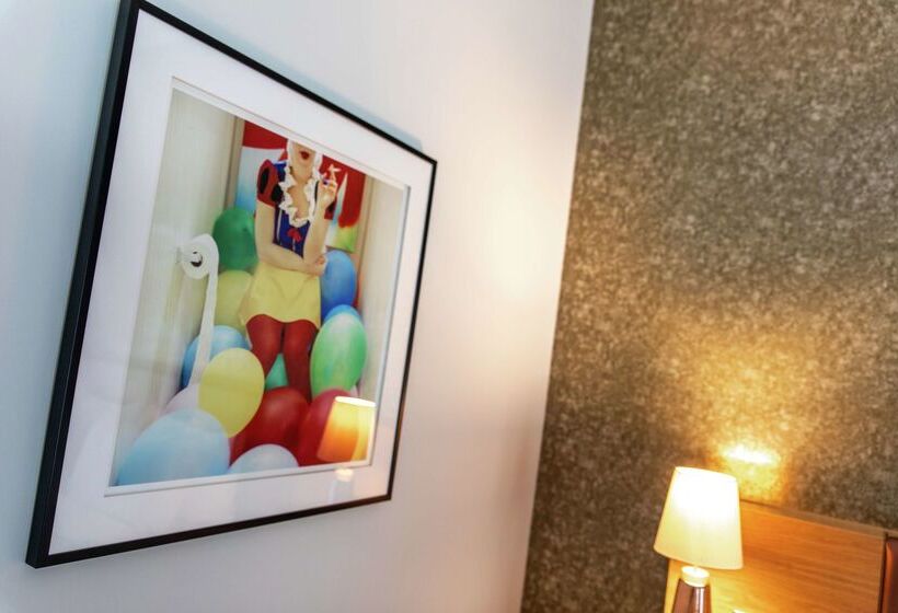 فندق Lincoln Plaza London, Curio Collection By Hilton