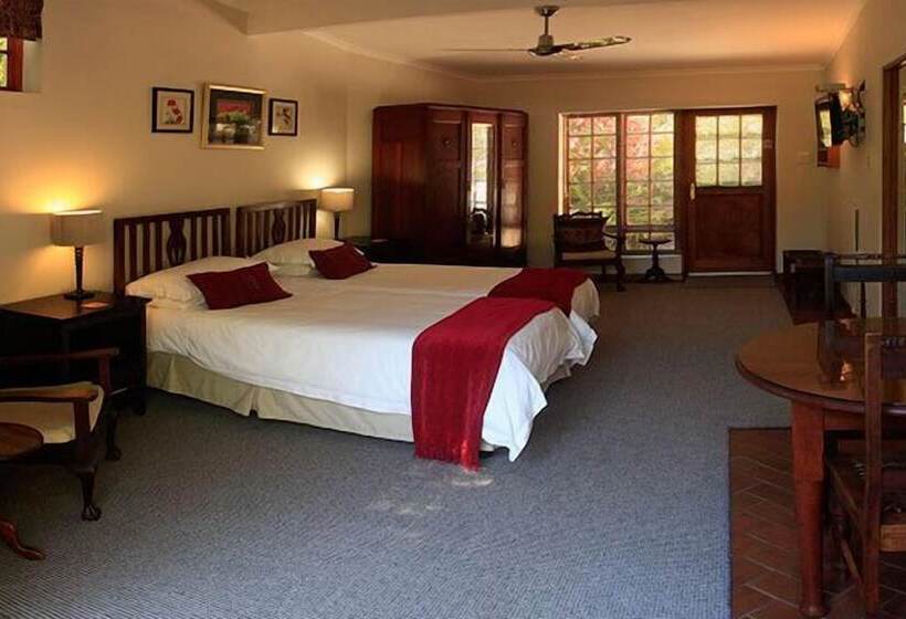 ホテル Mongoose Manor Bnb