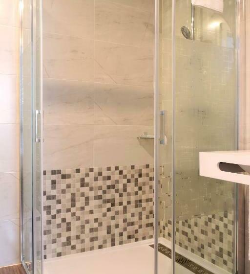 酒店 New Bilbao Airport