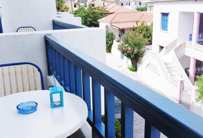 בית מלון כפרי Ostria Eressos Rooms