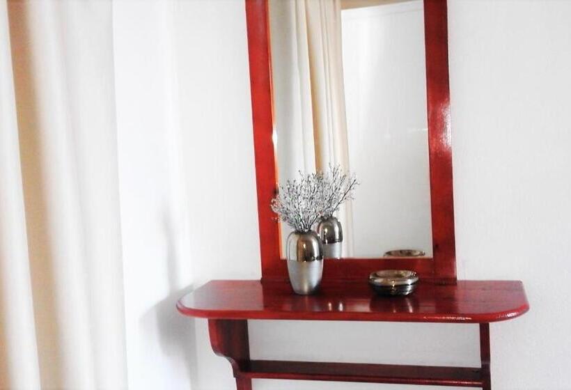 فندق Ostria Eressos Rooms