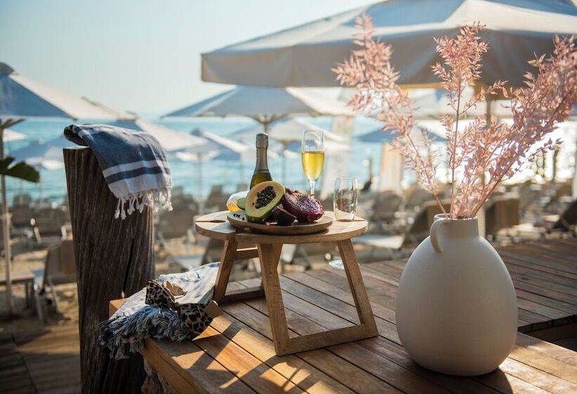 酒店 Ostria Sea Side