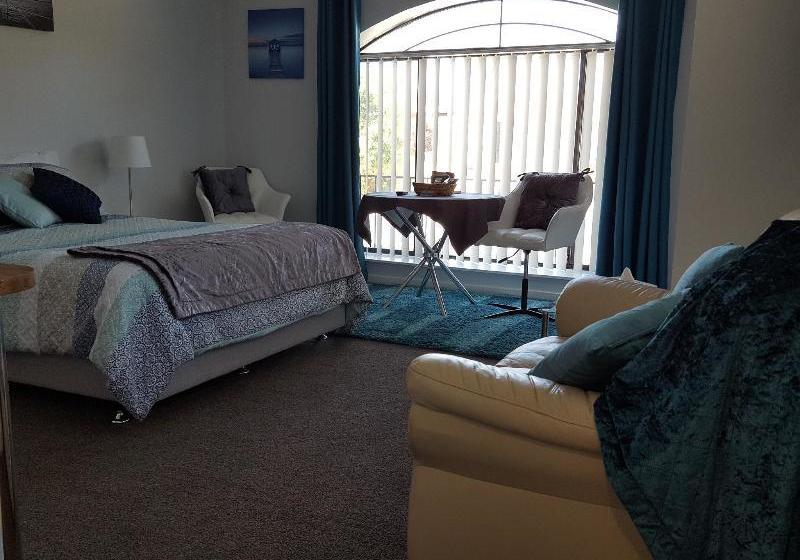 فندق Palm Beach Bed & Breakfast Rockingham