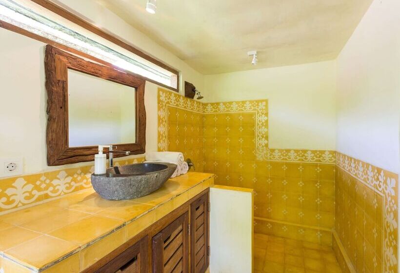 בית מלון כפרי Prana Dewi Mountain Resort