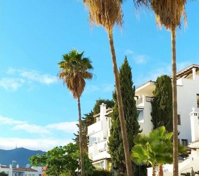 هتل Pueblo Evita Hill