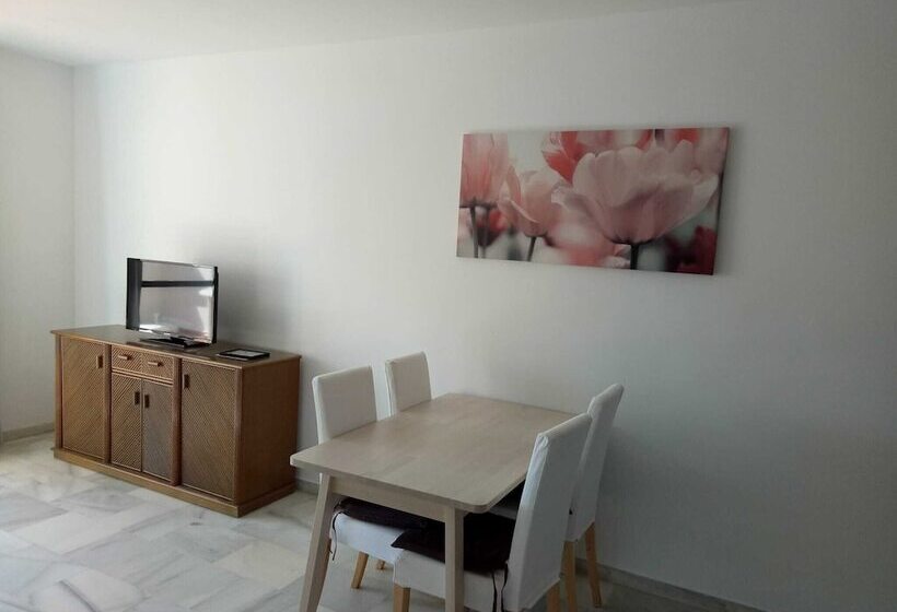 فندق Pueblo Evita Hill