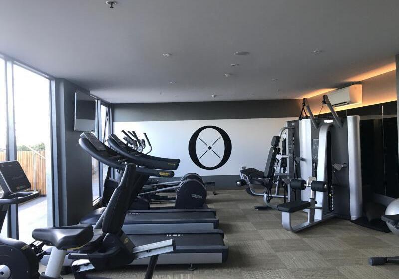 호텔 Quest Flemington Central