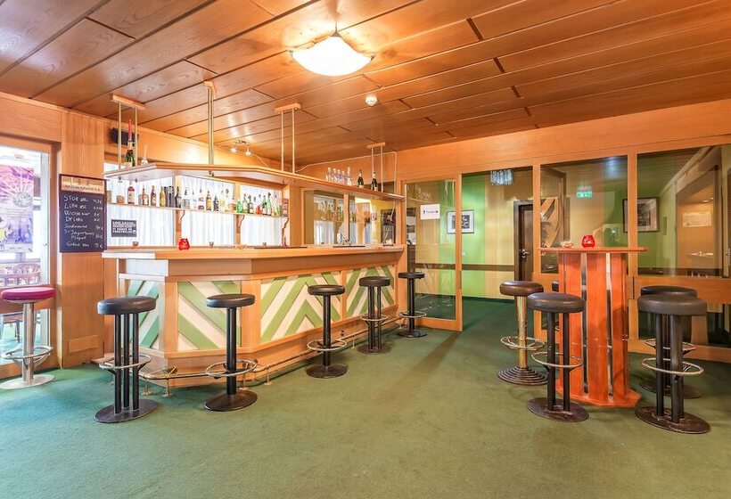 酒店 Rössl By Skinetworks