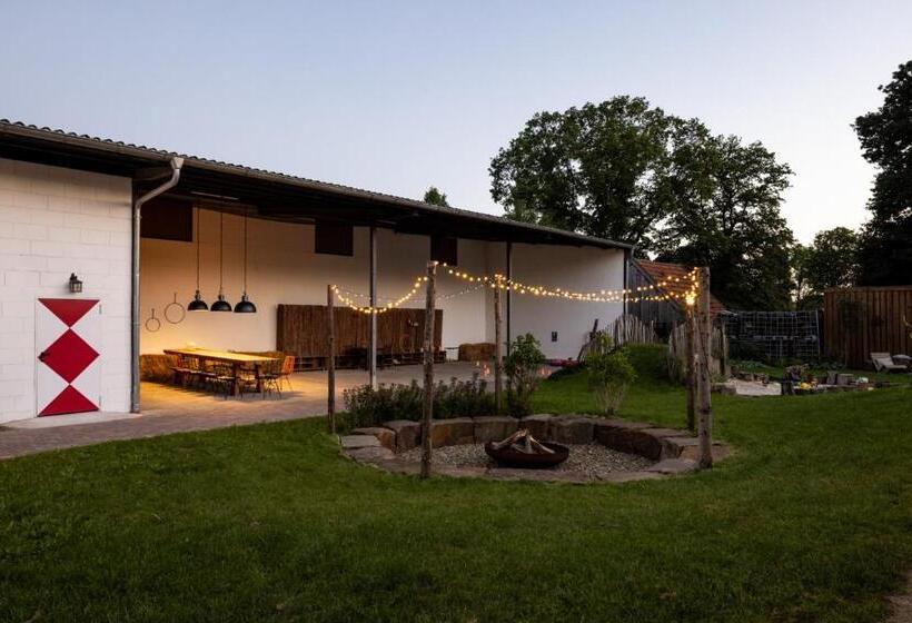 בית מלון כפרי Schloss Hertefeld & Hertefeldhof