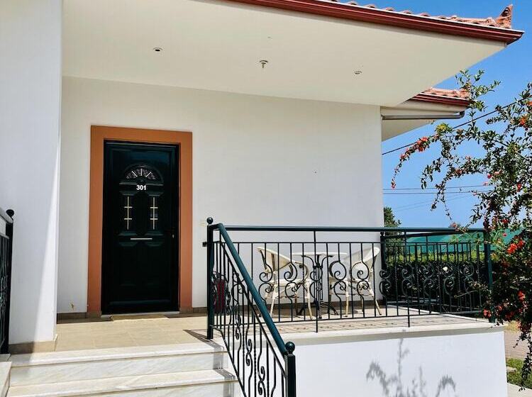 酒店 Stomio Villague