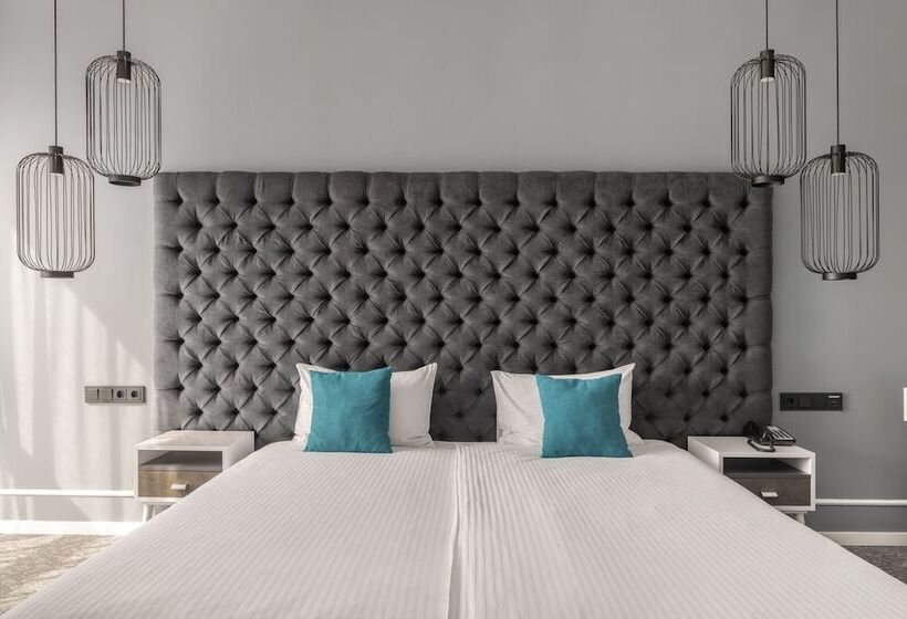 בית מלון כפרי City Inn Lviv Smart