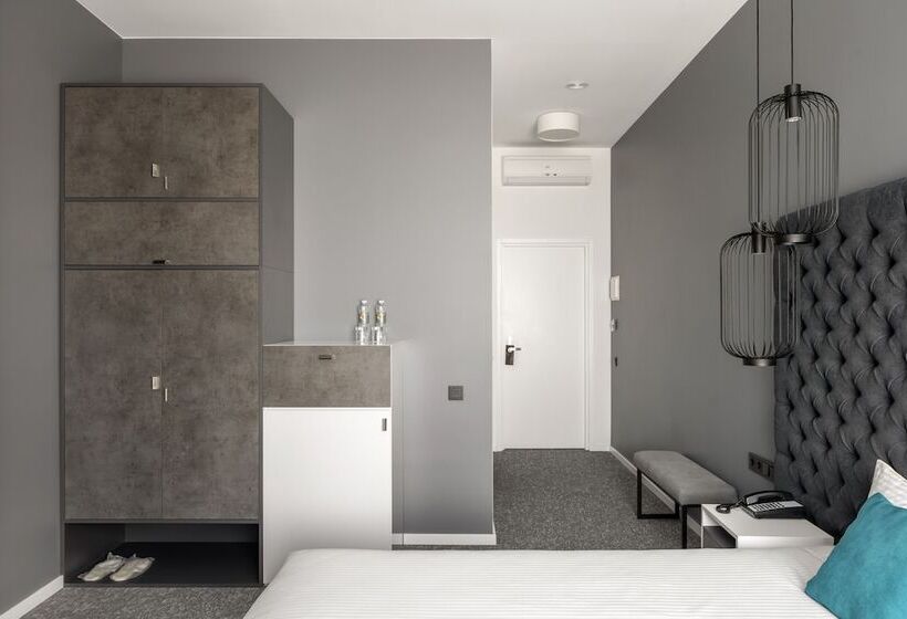 בית מלון כפרי City Inn Lviv Smart