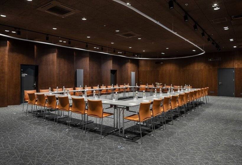 בית מלון כפרי City Inn Lviv Smart