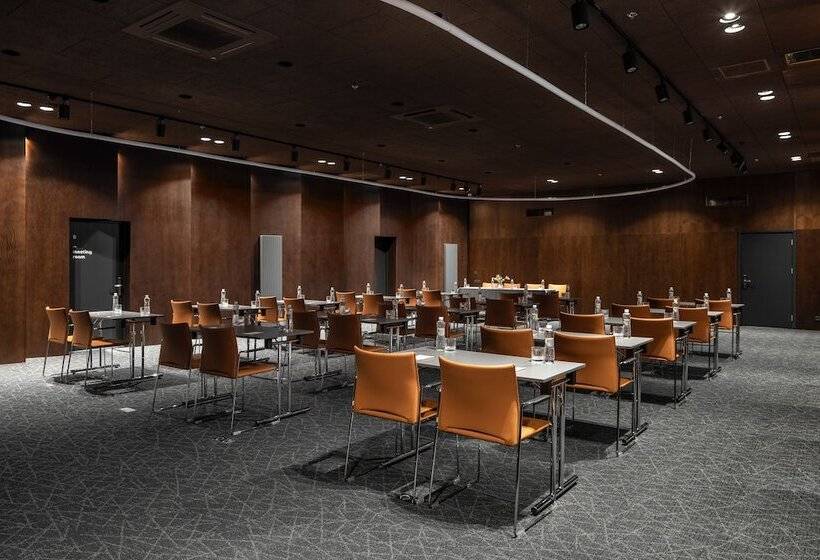 בית מלון כפרי City Inn Lviv Smart