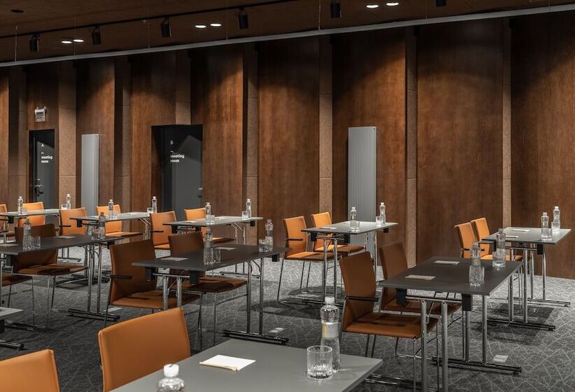 בית מלון כפרי City Inn Lviv Smart