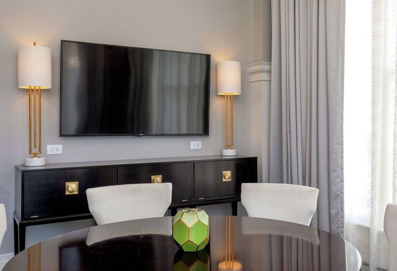 فندق The Virginian Lynchburg Curio Collection