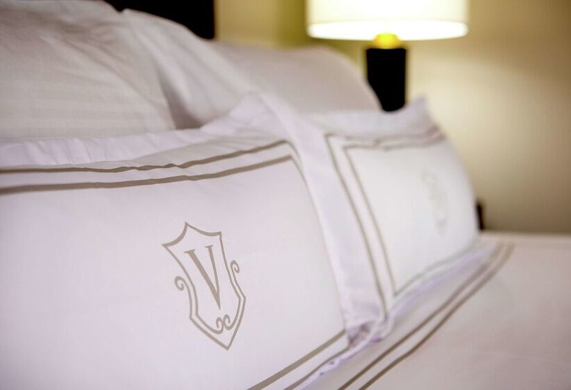 فندق The Virginian Lynchburg Curio Collection