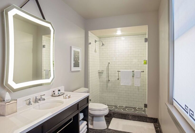 فندق The Virginian Lynchburg Curio Collection