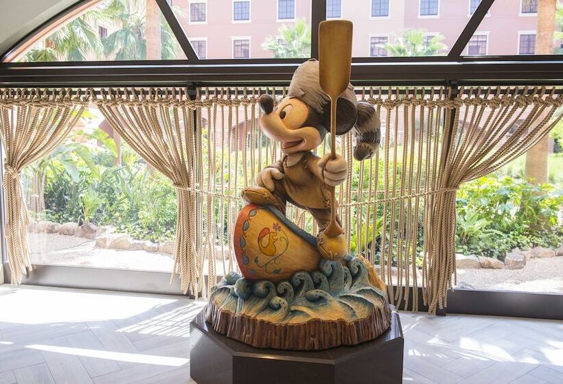 Отель Tokyo Disney Celebration