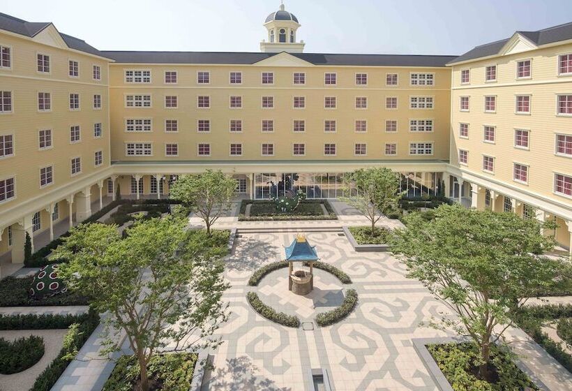 Отель Tokyo Disney Celebration