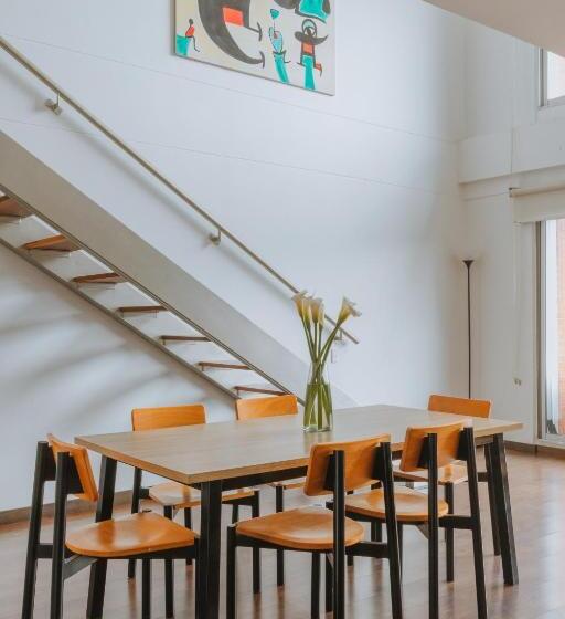 هتل Travelers Orange Suites