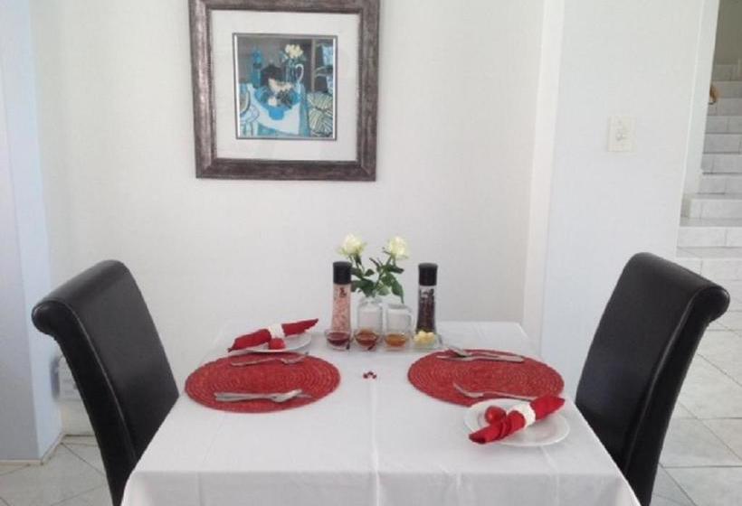 هتل A Villa De Mer Guesthouse