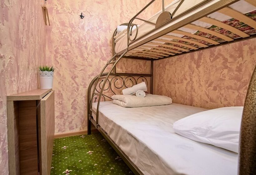 בית מלון כפרי Winterfell Baumanskaya