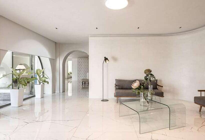 Kakkos Bay Hotel And Bungalows