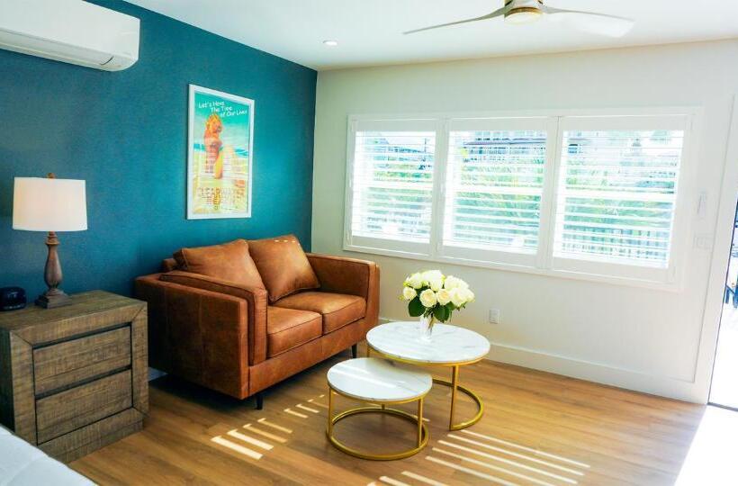 בית מלון כפרי Ivory Sands Beach Suites