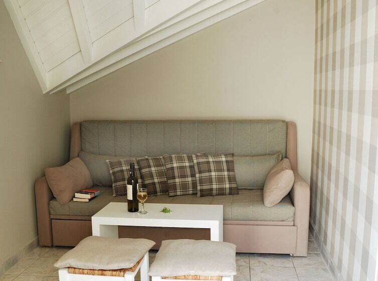 Ariadnes Holiday Accommodation