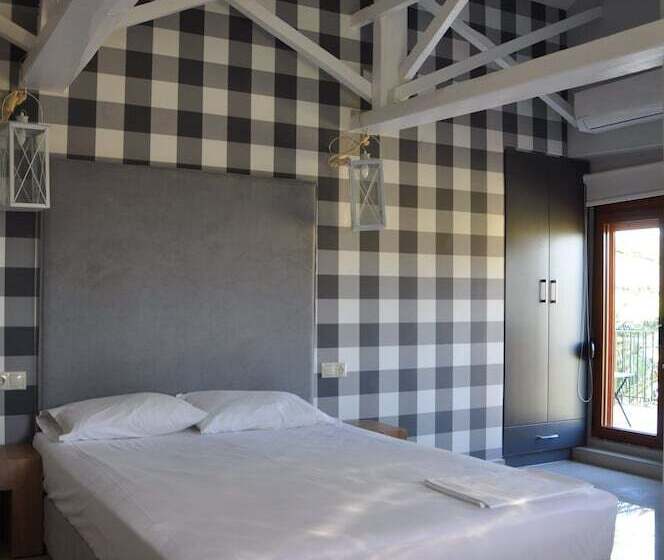 Ariadnes Holiday Accommodation