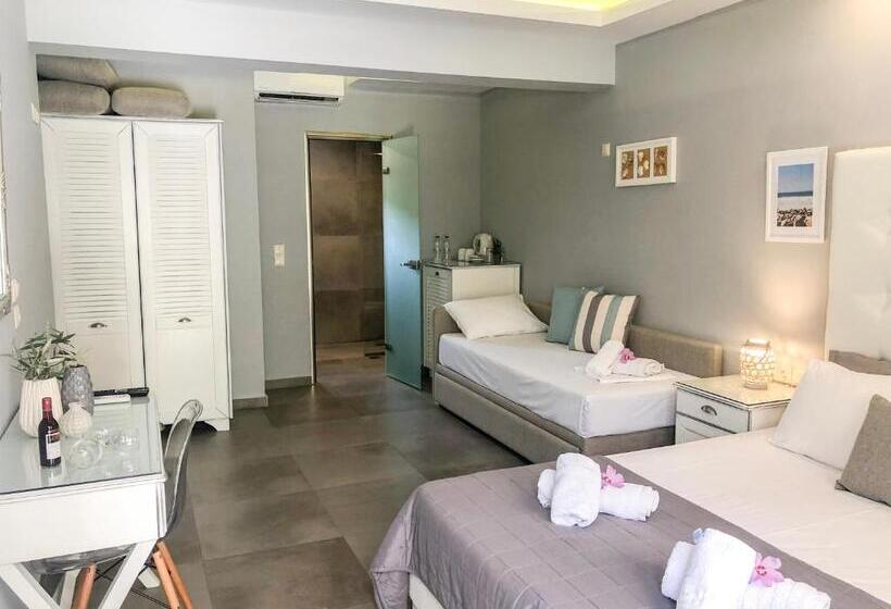 Aroma Beach Hotel Bungalows