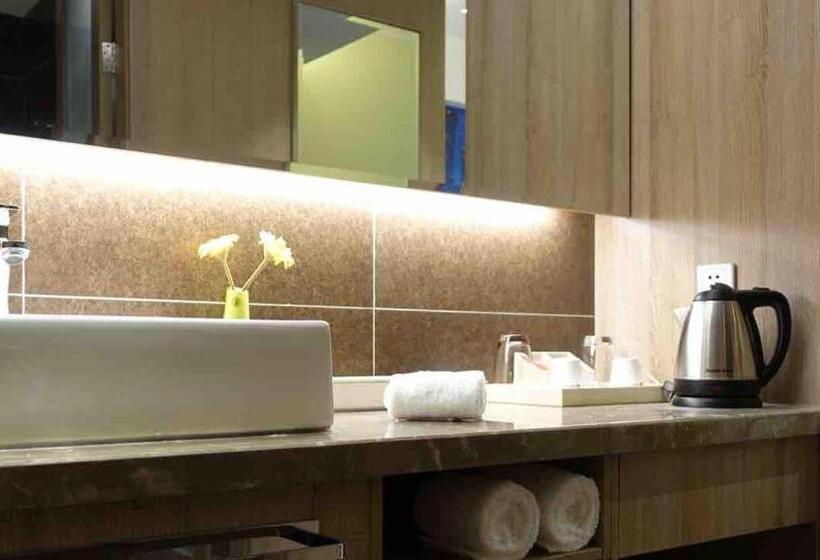 Atour Hotel Xujiahui Meiying