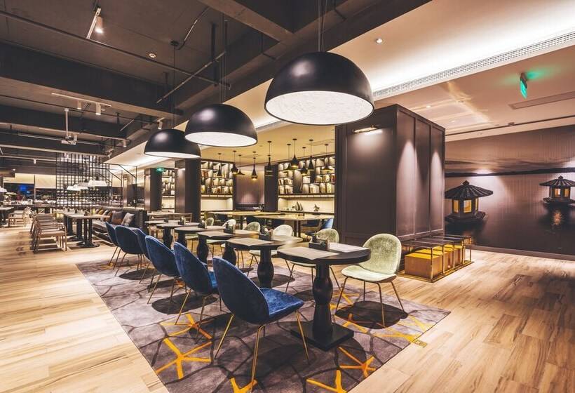 Atour Hotel Xujiahui Meiying