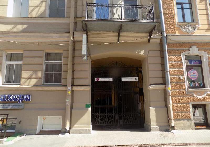 ベッドアンドブレックファースト Mini Hotel RePost