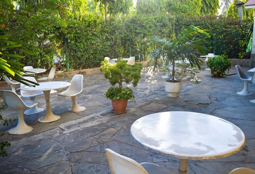 Cool Breeze Hotel Mombasa