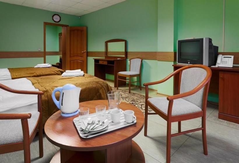 בית מלון כפרי Gorod On Belorusskiy