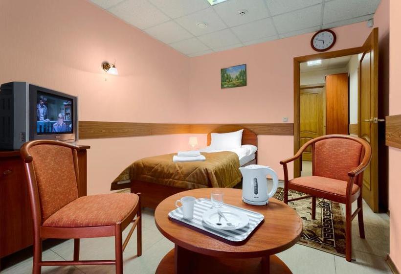 בית מלון כפרי Gorod On Belorusskiy