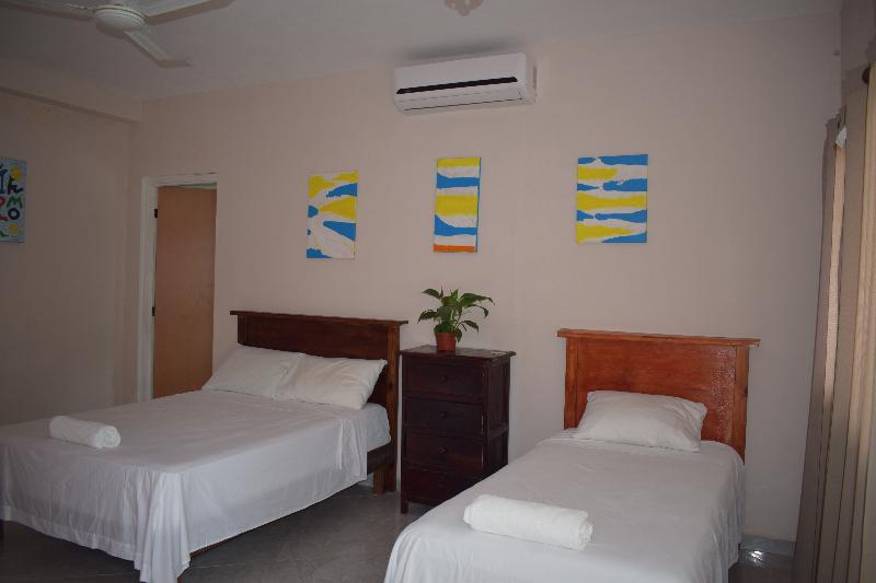 Grand Hostel Cancun
