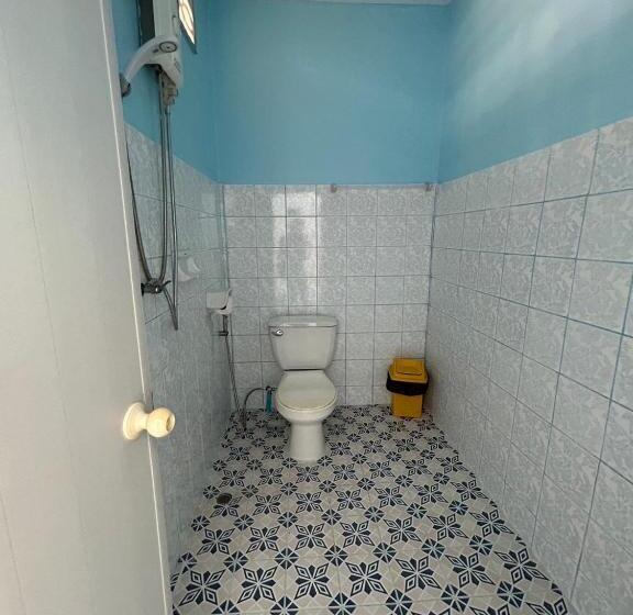 فندق Adam Bungalows