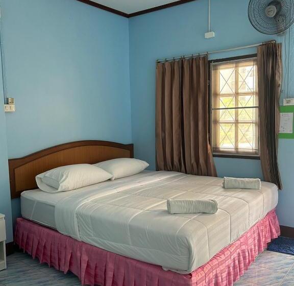 فندق Adam Bungalows