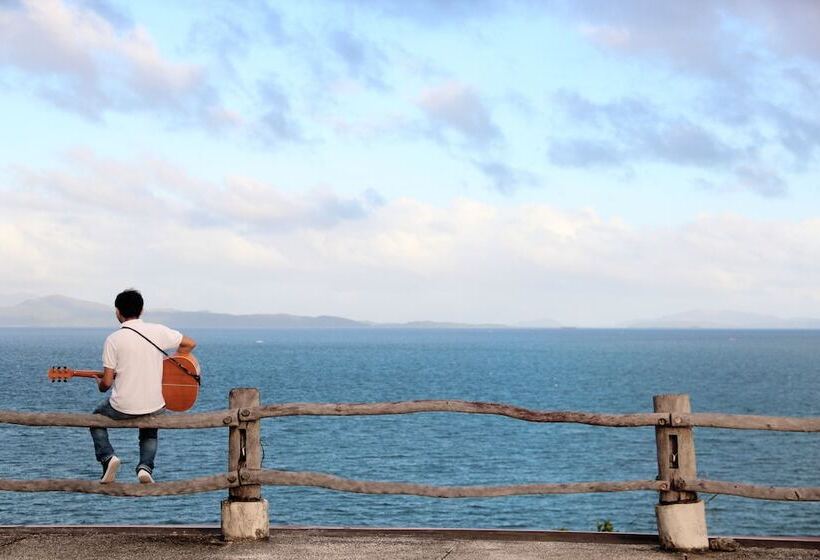 בית מלון כפרי Almont Beach Resort