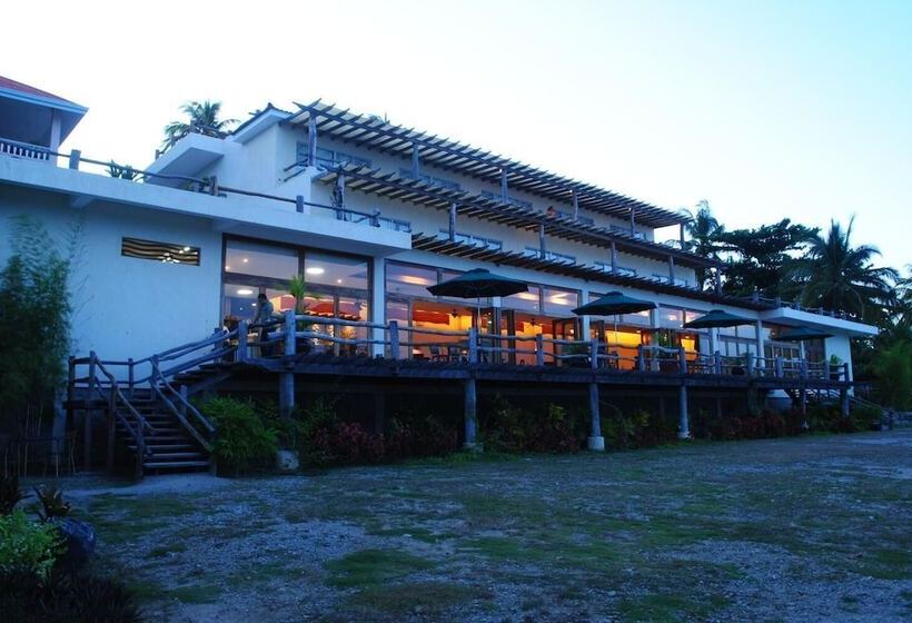 בית מלון כפרי Almont Beach Resort