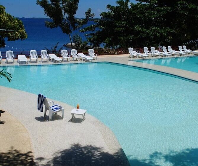 בית מלון כפרי Almont Beach Resort