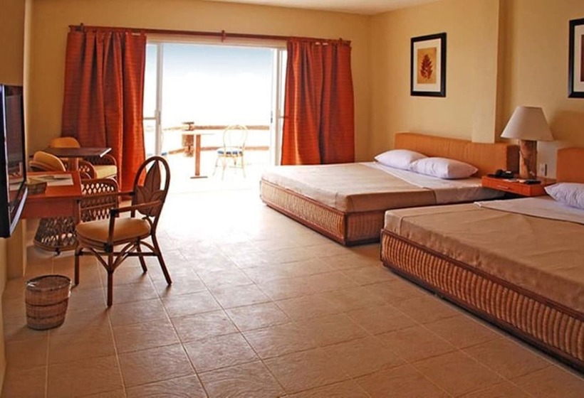 בית מלון כפרי Almont Beach Resort