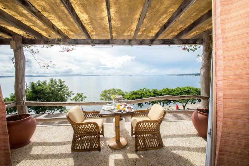 בית מלון כפרי Almont Beach Resort