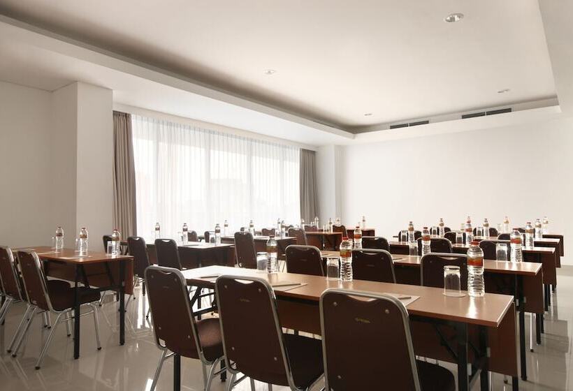Amaris Hotel Serpong Tangerang