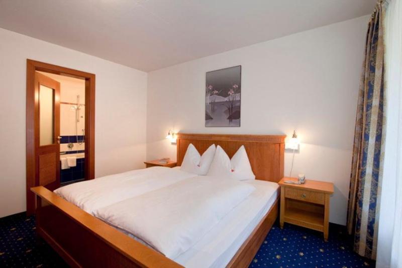 Hotel Camping Residence Chalet Corones